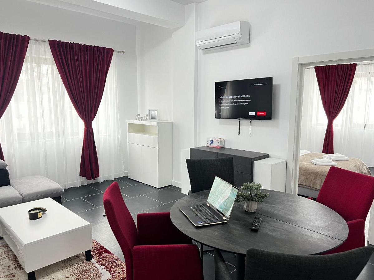 Marvellous Aparthotel With Master Apartments Suceava Exterior photo